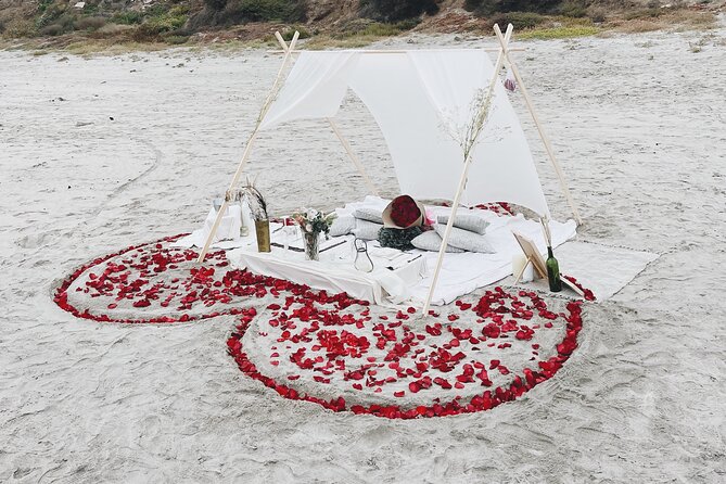 Romantic Picnic by the beach - A romantic Rosarito picnic with room to make it yours