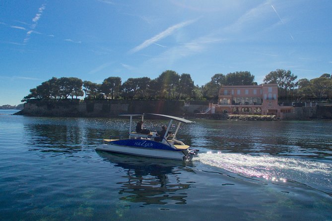 Romantic Private Tour for 2 plus guide on your own Solar Powered Boat - Why the private format matters for couples