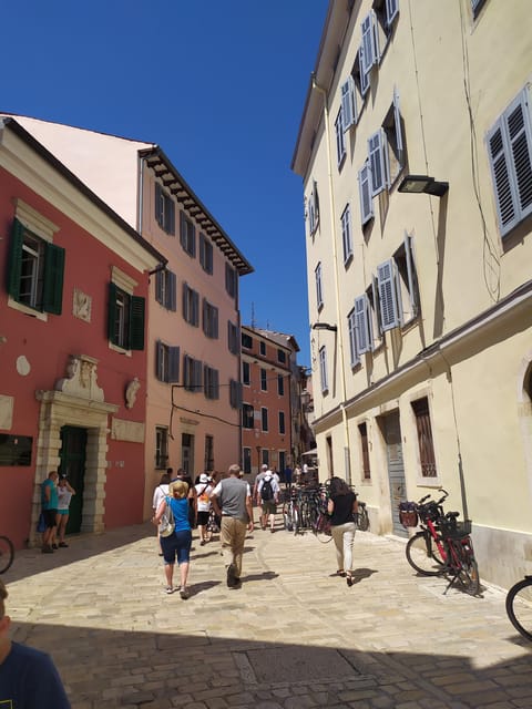 Romantic Rovinj - a private walking tour - Maršal Tito Square and Balbi’s Arch