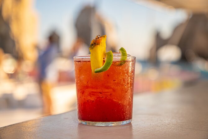 Romantic Sailboat Sunset: Live Music, Premium Bar & Dinner -Cabos - Live music and the premium bar