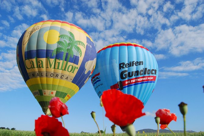 Romantic Sunrise Balloon Tour in Majorca - Breakfast, toast, and the extra cost