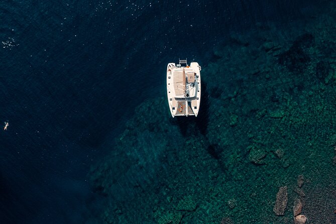 Romantic Sunset Catamaran Caldera Cruise incl. Meal & Drinks - What this Santorini catamaran cruise is really like