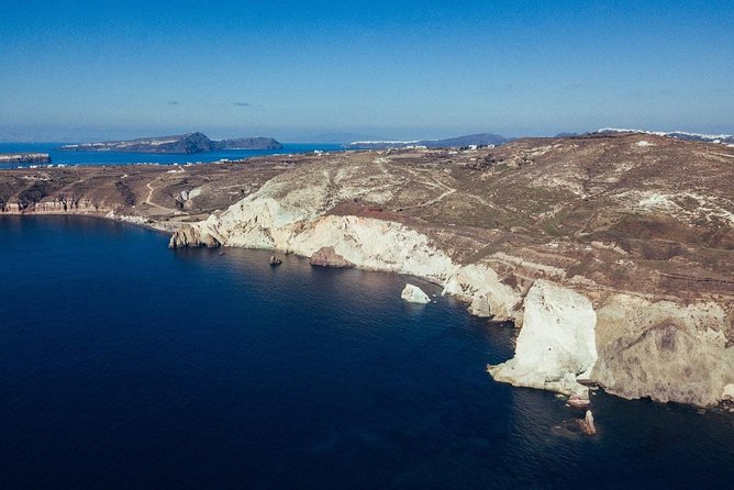 Romantic Sunset Catamaran Caldera Cruise incl. Meal & Drinks - Sunset near Oia and Ammoudi Bay