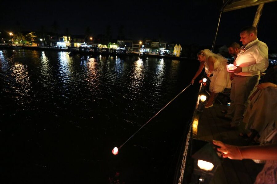 Romantic Sunset Dinner Cruise in Hoi An - What the two hours feel like