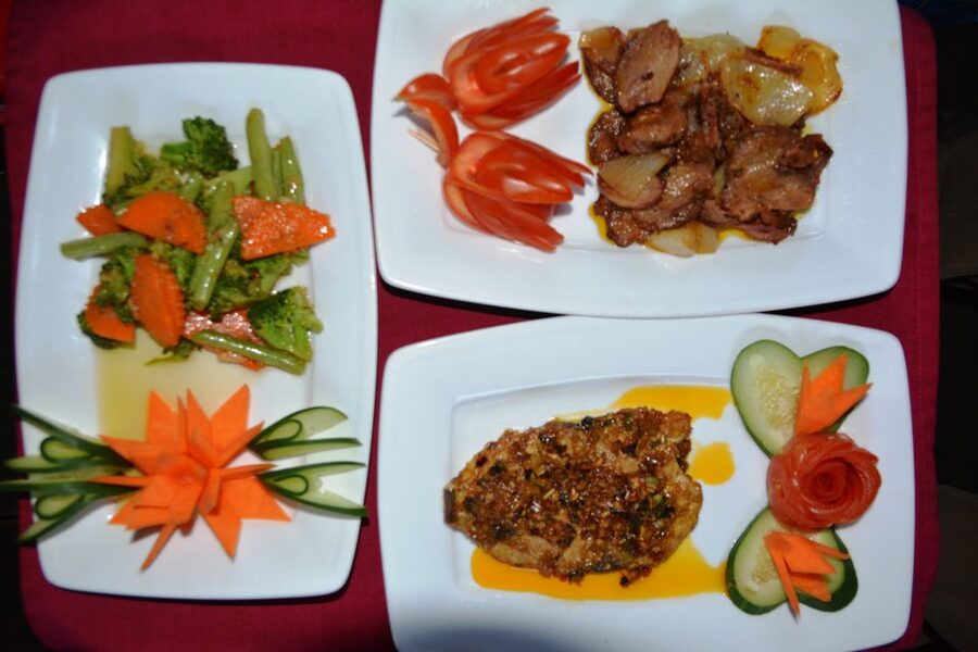 Romantic Sunset Dinner Cruise in Hoi An - Meeting, transport, and small practical details