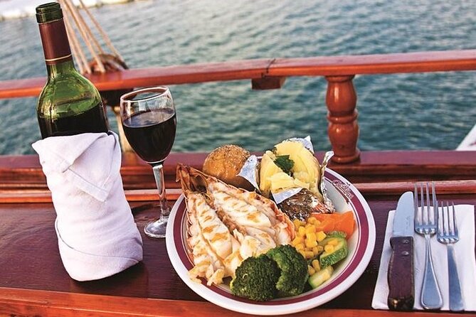 Romantic Sunset Dinner Cruising Experience - Timing, Weather, and Practical Concerns