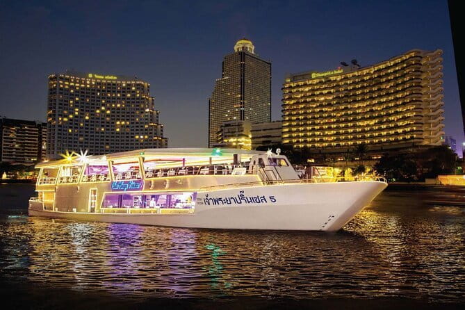 Romantic Sunset The Planet Cruise with Bangkok Night Views - Practical details that can prevent a bad evening