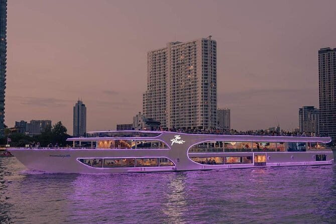 Romantic Sunset The Planet Cruise with Bangkok Night Views - What is on the buffet table