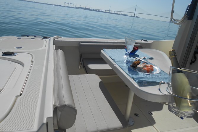 Romantic walk in the Bay of Cadiz - Who will get the best value