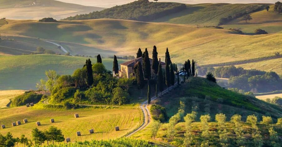 ROMANTIC WINE TOUR FOR 2 - Wine Tour in Chianti (Tuscany) - Why this day works well for couples