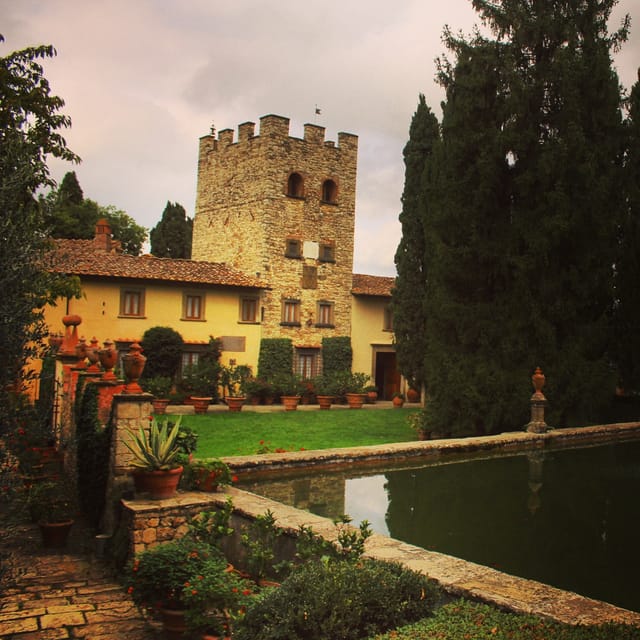 ROMANTIC WINE TOUR FOR 2 - Wine Tour in Chianti (Tuscany) - The first winery and a full Tuscan meal