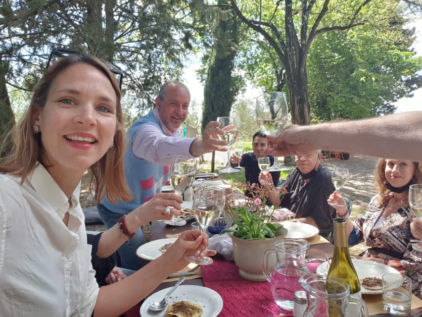 ROMANTIC WINE TOUR FOR 2 - Wine Tour in Chianti (Tuscany) - San Gimignano and its medieval towers