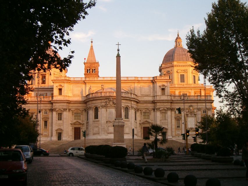 Rome at Sunset: Romantic Tour in an Electric Golf Cart - Trevi Fountain at the heart of the route