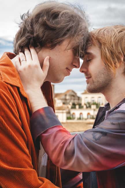 Rome: Couple Photoshoot Experience LGBTQ+ Friendly - Practical booking advice