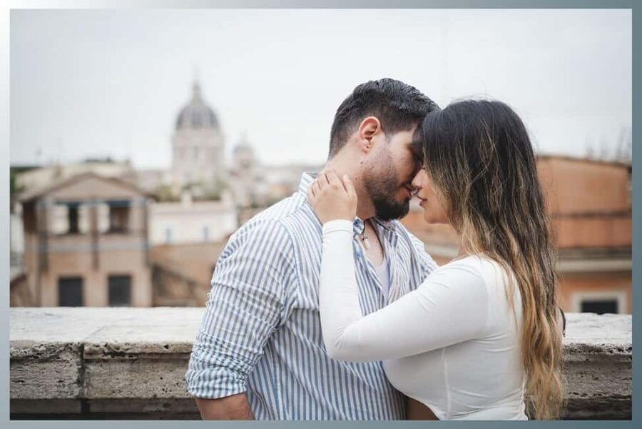 Rome: Couple Photoshoot – Iconic & Romantic - Why natural direction matters