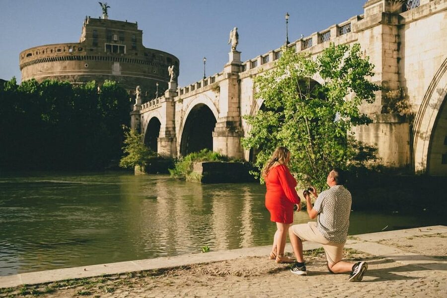Rome: Personalized Private Couple Photoshoot Experience - Is $198.25 good value?