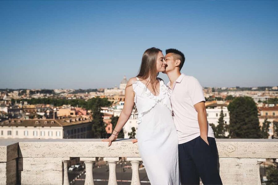Rome: Romantic Couple Photoshoot at Villa Borghese - Key points to know before booking