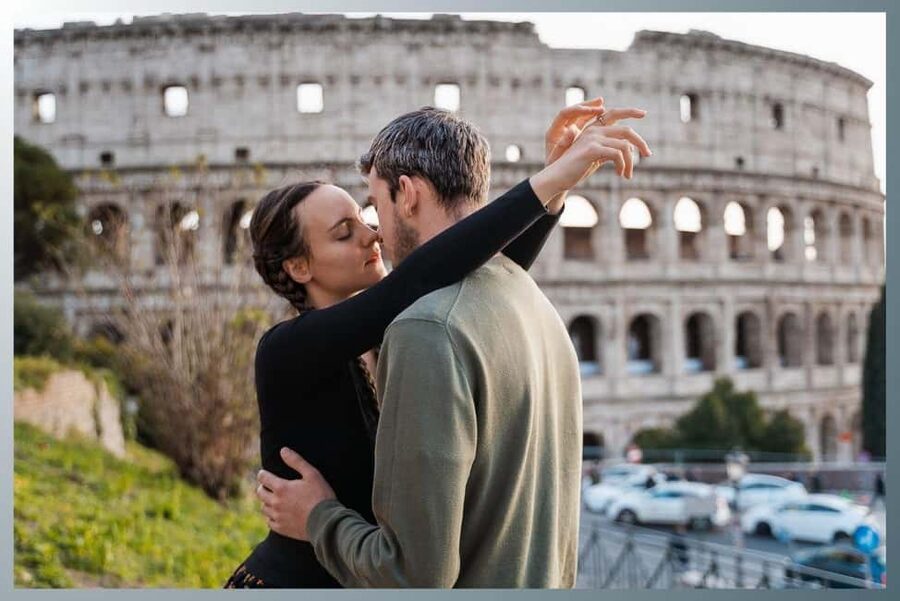 Rome: Romantic Couple Photoshoot Experience at the Colosseum - How the 30 to 60 minutes work