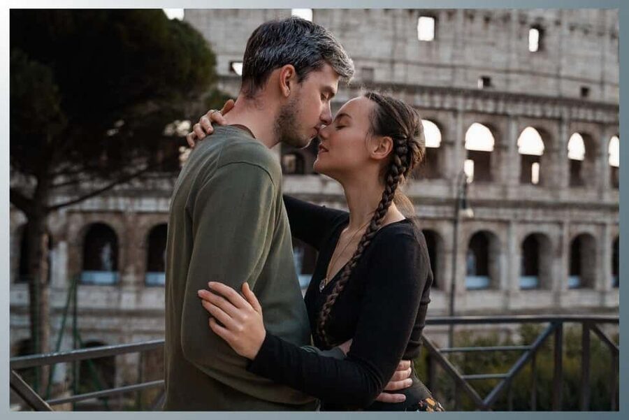 Rome: Romantic Couple Photoshoot Experience at the Colosseum - Should you book the Colosseum photoshoot?