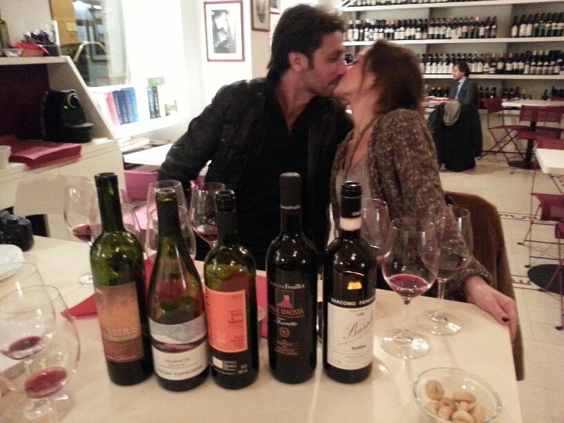 Rome: Romantic Night Tour by Classic Fiat 500 - Trastevere gives the evening its relaxed finish