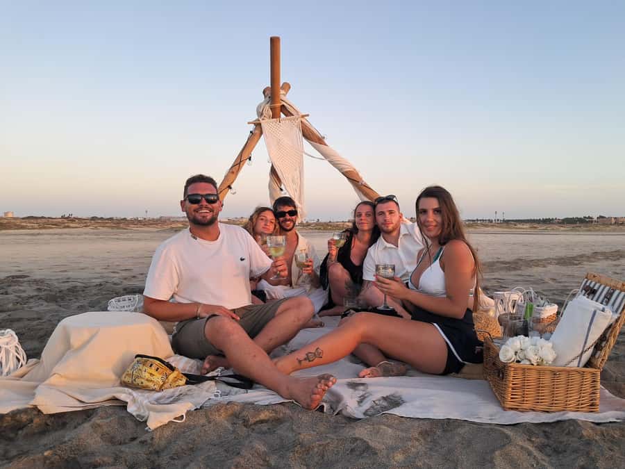 Sal: Romantic Sunset Escape with Wine and Roundtrip Transfer - A private sunset instead of a busy dinner