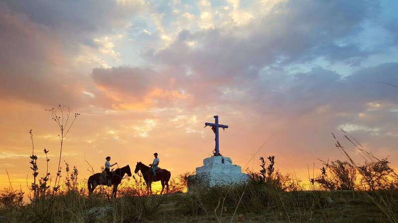 San Miguel: Romantic Horseback Riding at Sunset - Sunset on the hillsides around San Miguel