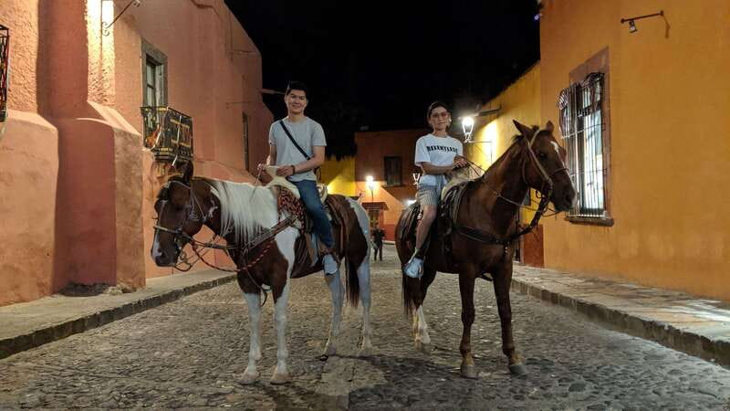 San Miguel: Romantic Horseback Riding at Sunset - What happens with the romantic dinner