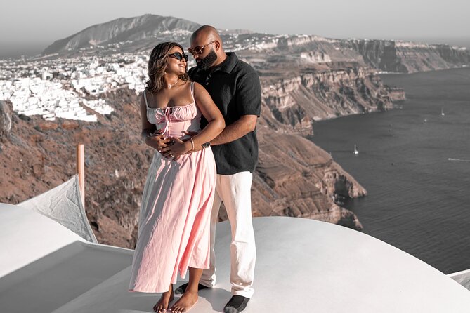 Santorini: Customized Private Photoshoot Walk in Oia - Photo Delivery and What You Receive