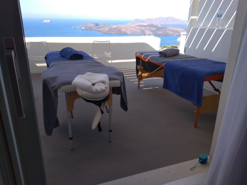 Santorini: Mobile Couples Massage at Your Private Villa - A spa appointment that comes to your villa