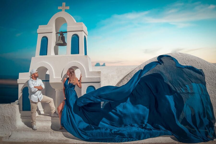 Santorini: Proposal Photoshoot l Private Entry to blue Dome - How the proposal moment is handled