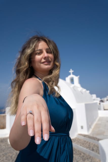 Santorini: Proposal Photoshoot l Private Entry to blue Dome - Practical booking advice for a smooth session