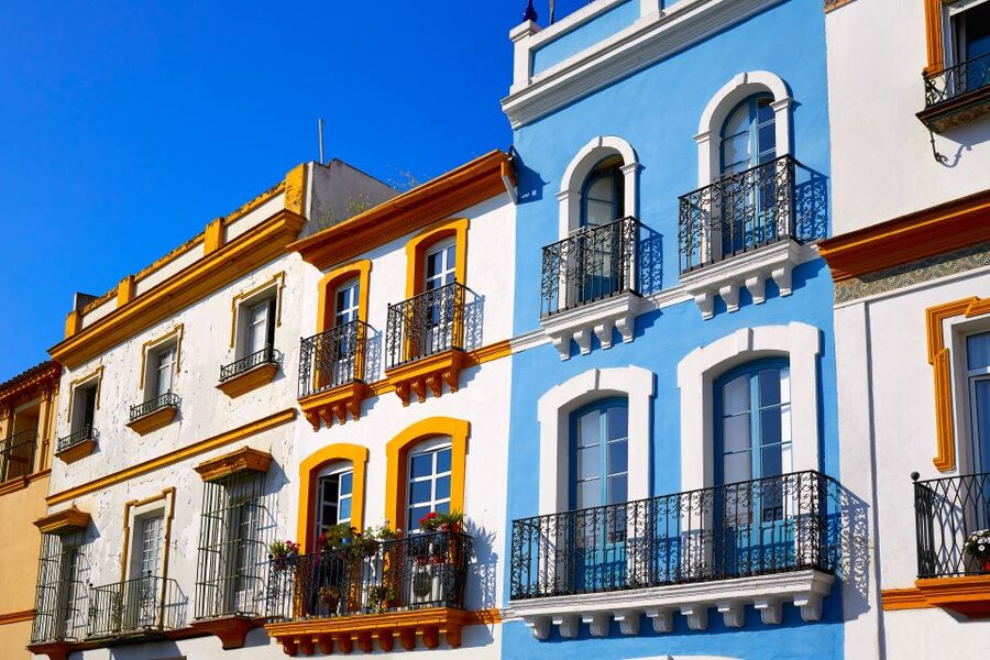 Seville: Authentic and Romantic Horse-Drawn Carriage Ride - Who will enjoy this ride most?