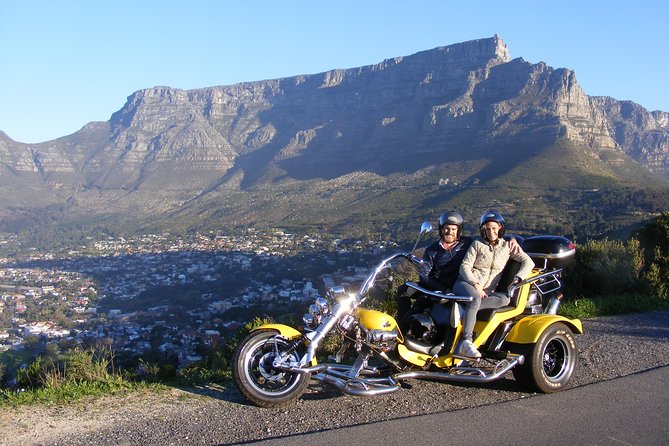 Signal Hill Romantic Sunset Tour in Cape Town - What the private format really gives you