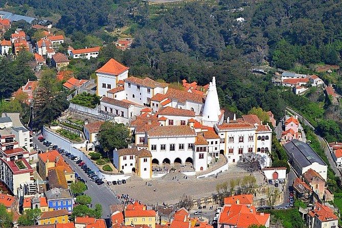 Sintra Romance and Mystery Private Tour - Quinta da Regaleira and its initiation well