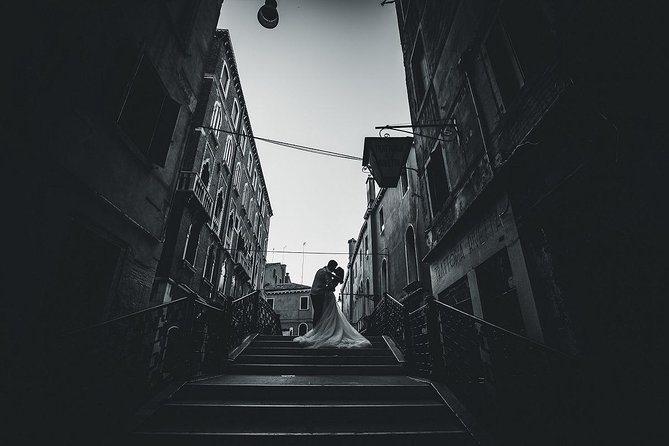Sunrise Couple Photoshoot Tour - What you receive for $591.46