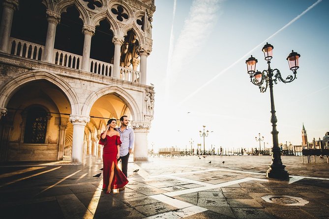 Sunrise Couple Photoshoot Tour - How comfortable will you feel in front of the camera?