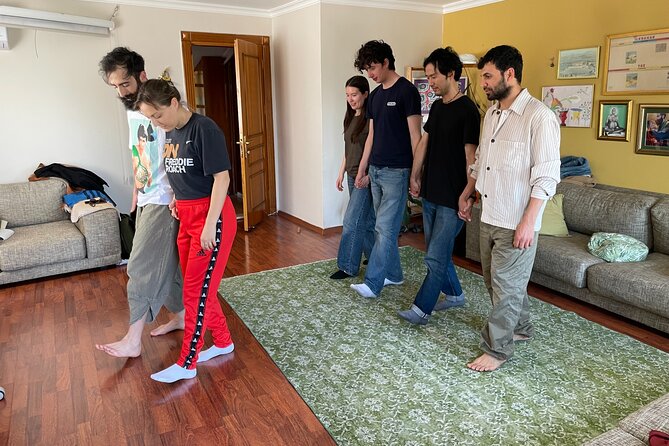 Traditional Wedding Dances Workshop with a Couple at Local Home - Learning the steps without pressure