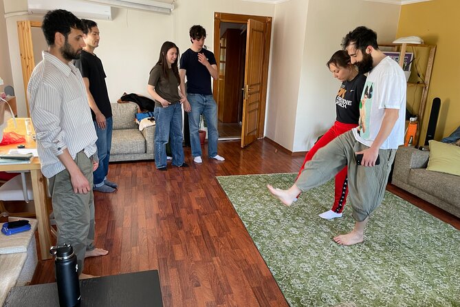 Traditional Wedding Dances Workshop with a Couple at Local Home - Practical details that affect your choice