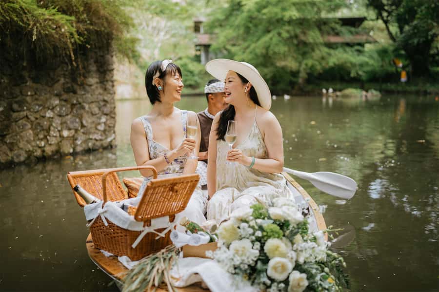Ubud: Romantic Picnic on a Wooden Boat with Sparkling Wine - Cancellation and booking flexibility
