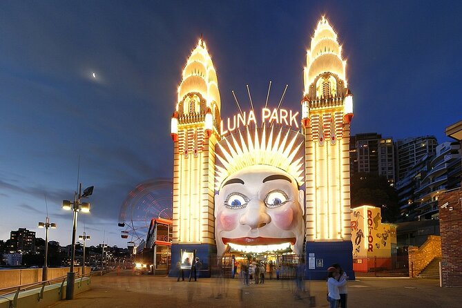 Valentine's Day Dinner Cruise with live Brazilian show on Sydney Harbour - Outdoor decks and indoor comfort