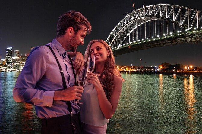 Valentine's Day Dinner Cruise with live Brazilian show on Sydney Harbour - The harbour route: famous sights from a better angle
