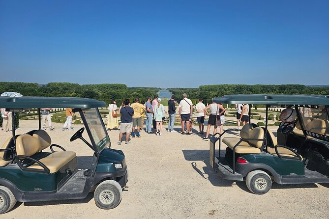 Versailles Golf Cart Guided Tour and Romantic Boat with Champagne - Entering the Palace on a timed ticket
