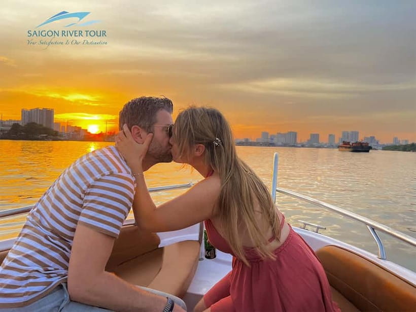 VIP Tour Enjoy Romantic Sunset by Speed Boat Free Cocktail - Saigon Bridge and Thu Thiem Bridge from the water