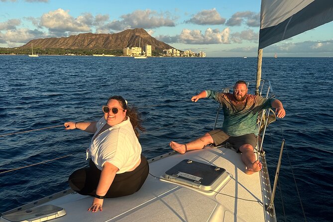 Waikiki private Day Tour and Sunset sail for couples - Sailing toward Diamond Head
