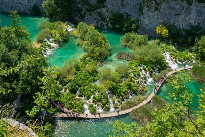 Zagreb airport or Zagreb to Split via Plitvice lakes for singles or couples - Morning pickup from Zagreb or the airport
