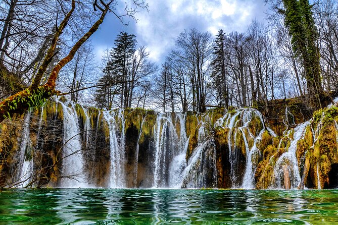 Zagreb airport or Zagreb to Split via Plitvice lakes for singles or couples - The ride onward to Split